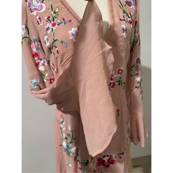 ASOS pink embroidered bell sleeve pink dress 8 - Picture 9 of 10